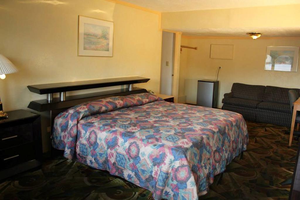 Presidential Inn And Suites Lyons Zewnętrze zdjęcie